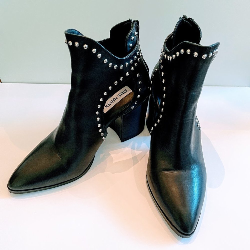 Steve Madden Justice Black Leather Heeled Ankle Bootie with Silver studded trim